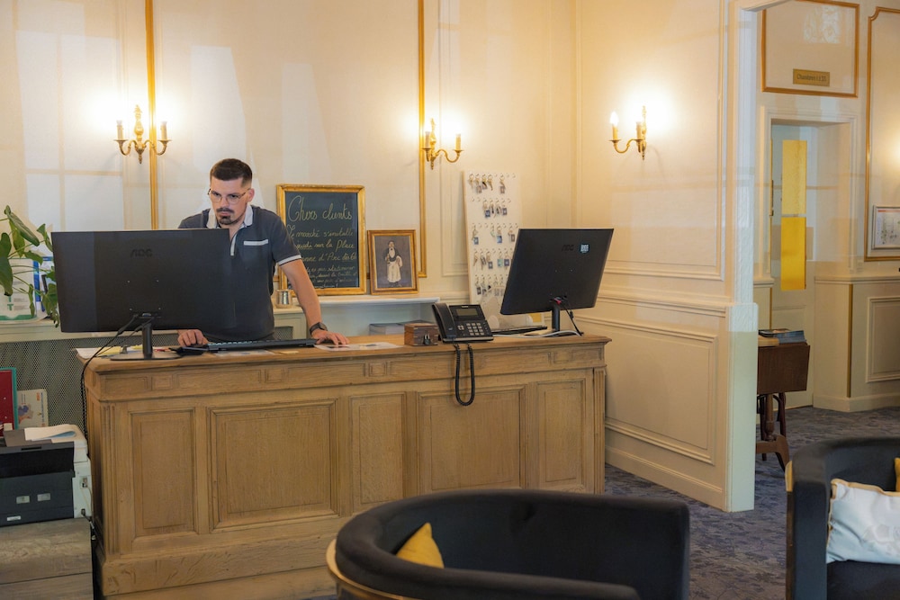 The Originals City Hotel Le Lion Dorr Chinon Inter Hotel 65/76