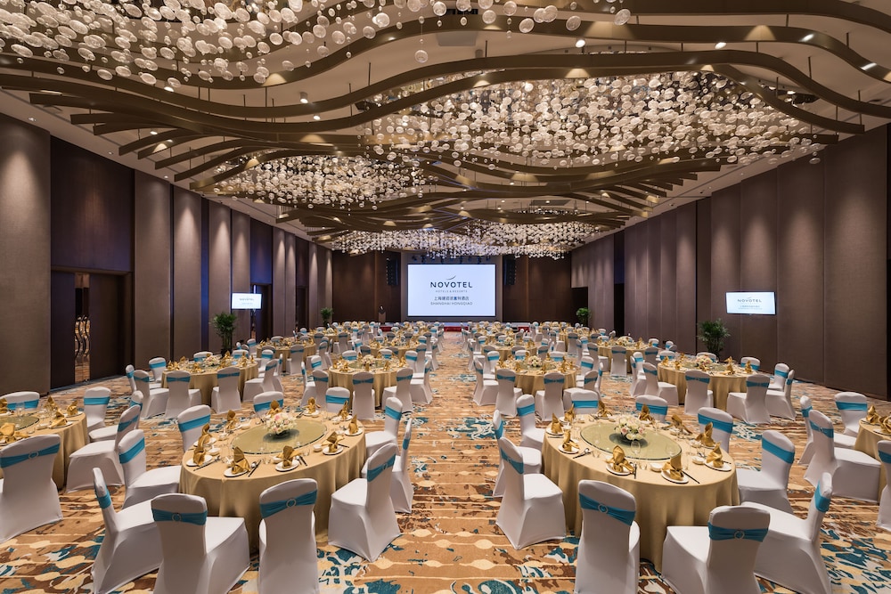 Novotel Shanghai Hongqiao 49/59