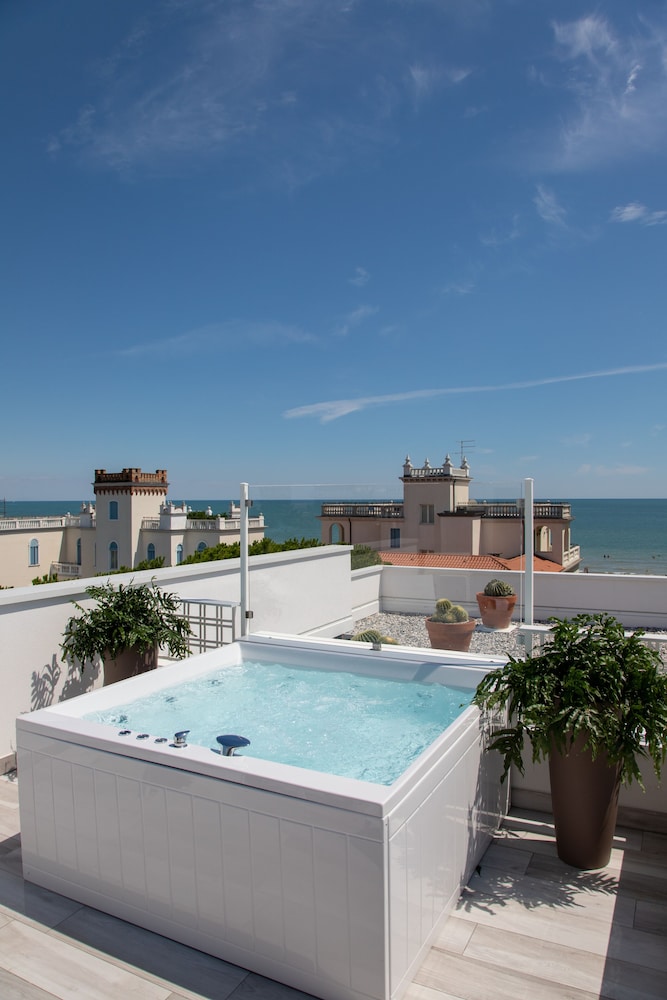 Hotel Greif 47/50