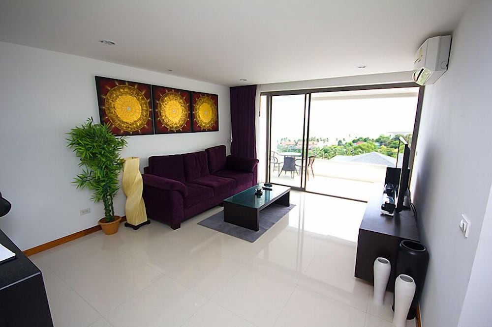 Tropical Sea View Residence 43/60