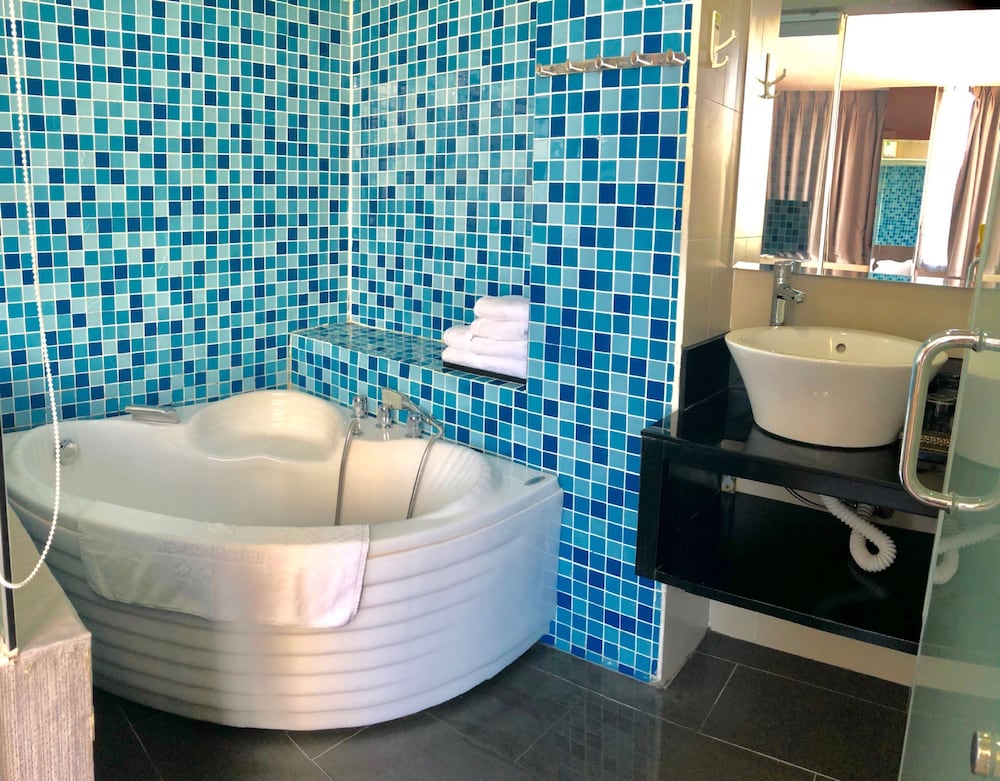 New Sun Hotel 49/50