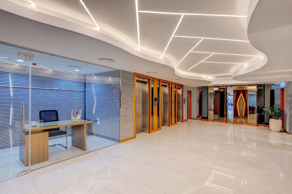 Vendome Plaza Hotel 15/62