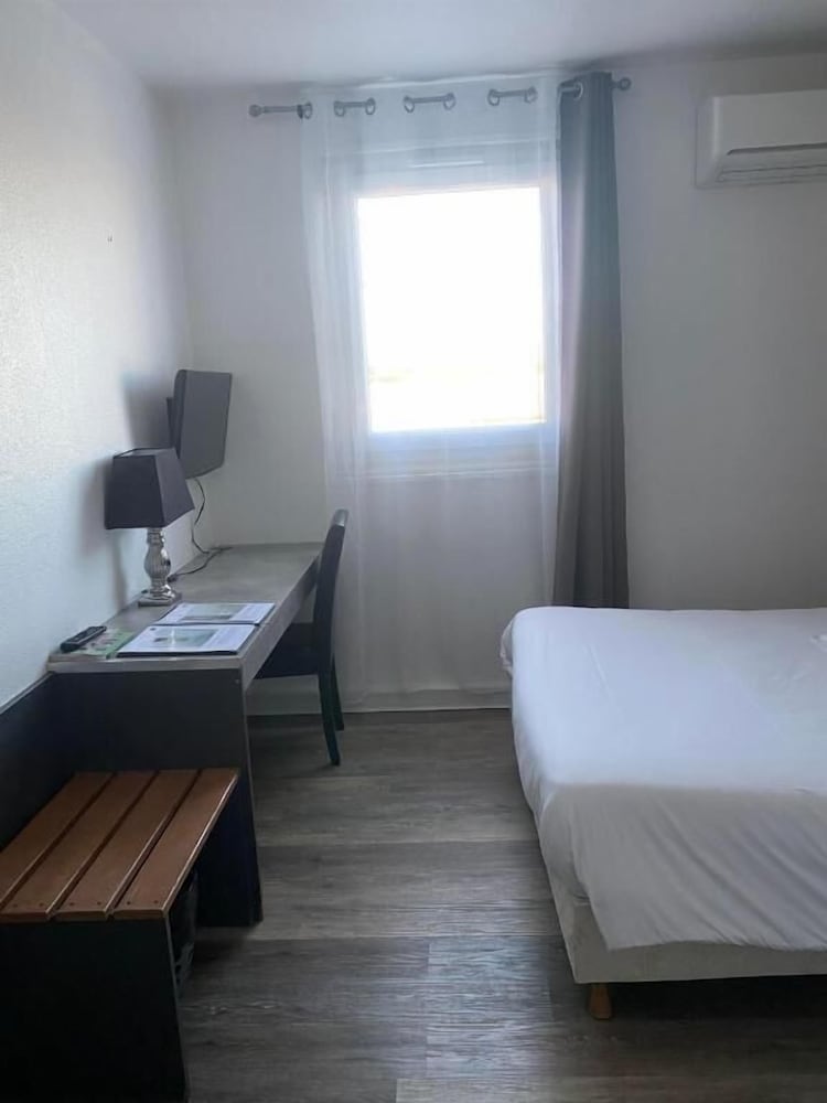 L'Hotel Le Marais Romilly Sur Seine Centre 11/44
