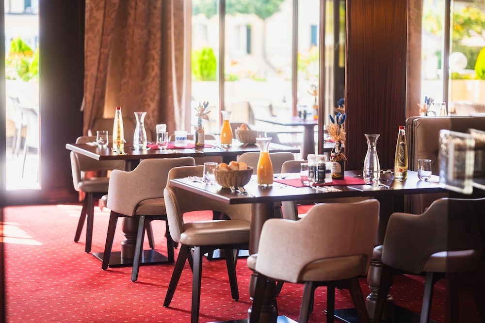 Hotel Am Schlosspark Zum Kurfurst 53/67