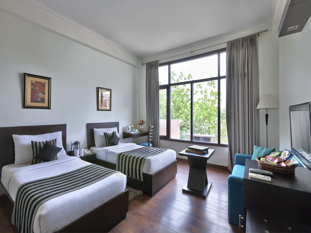 Bloom Hotel - CR Park 11/56