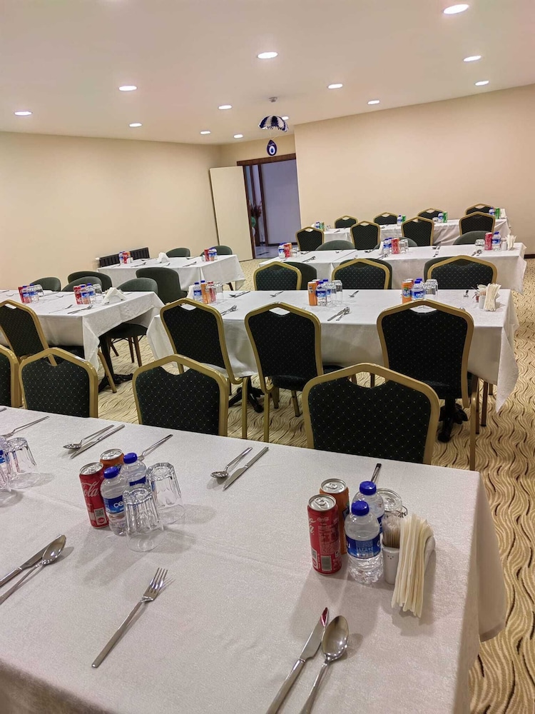 Ankara Lxry Park Hotel 15/20