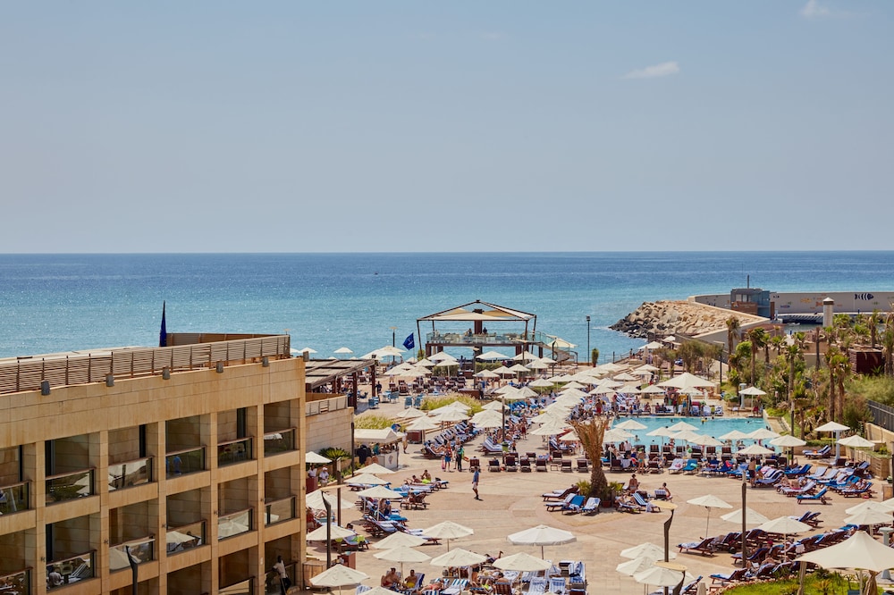 Coral Beach Hotel & Resort Beirut 43/49