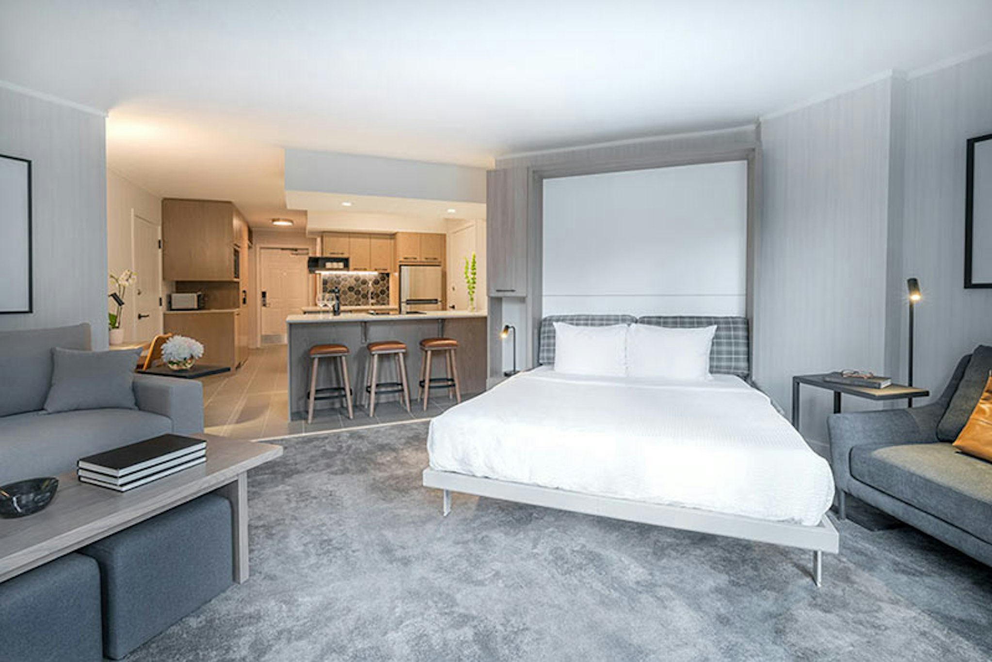 Lake Louise Inn 38/72