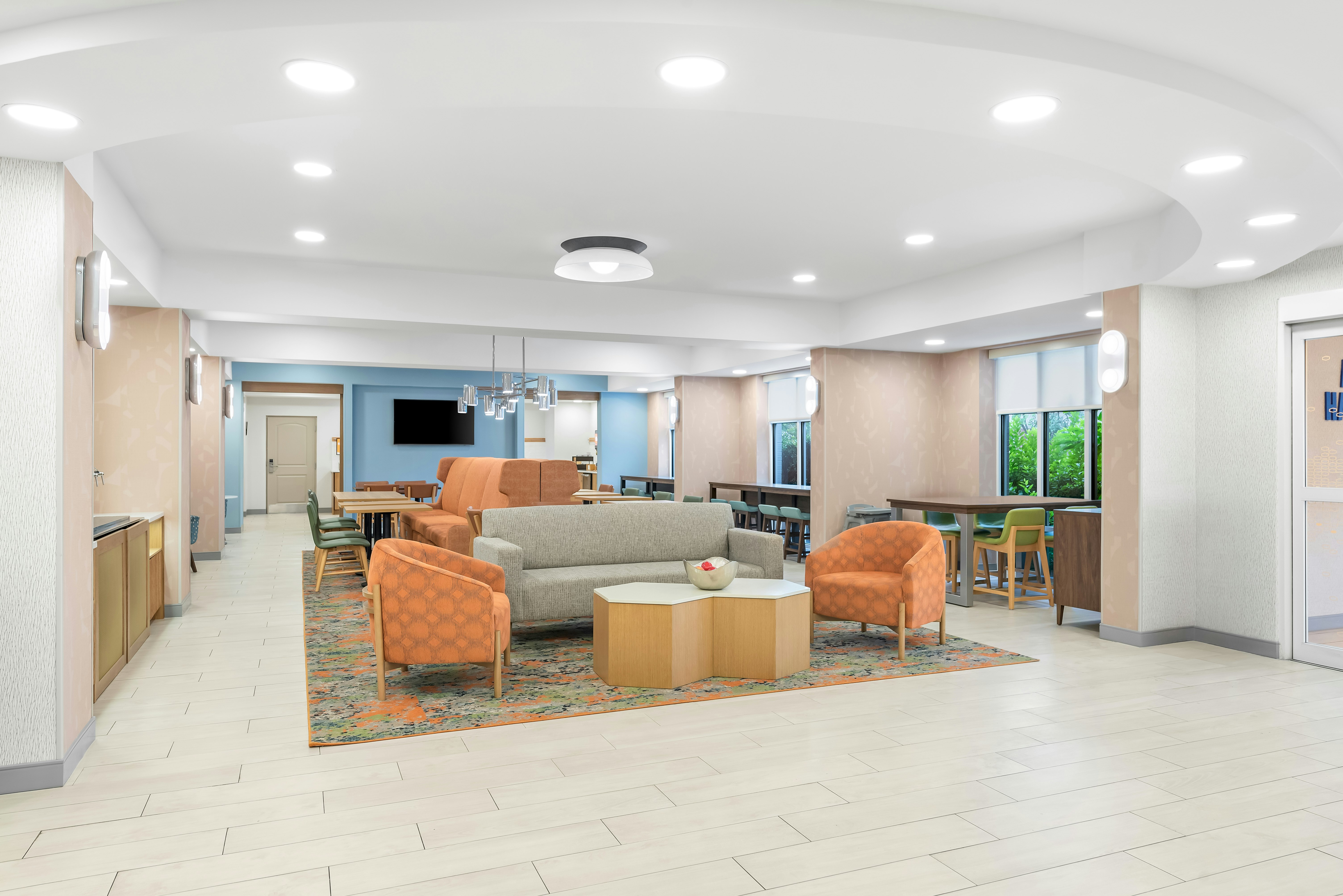 Hampton Inn By Hilton Gainesville Haymarket 13/18