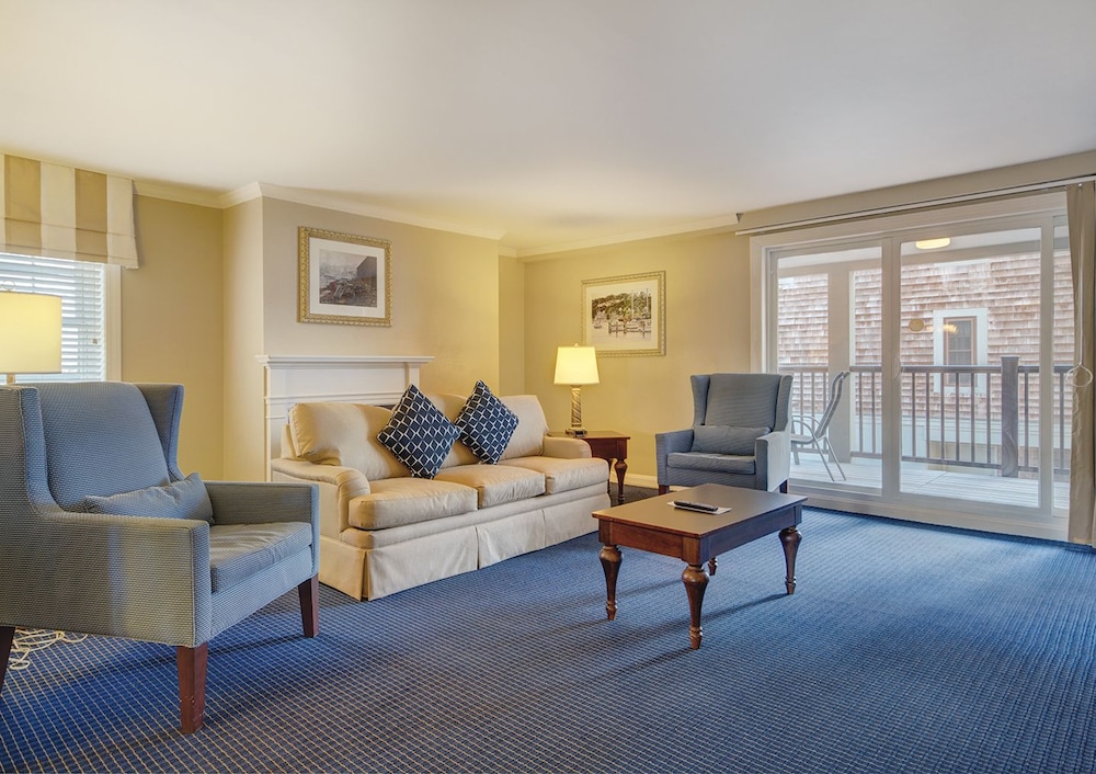 Club Wyndham Newport Onshore 33/56
