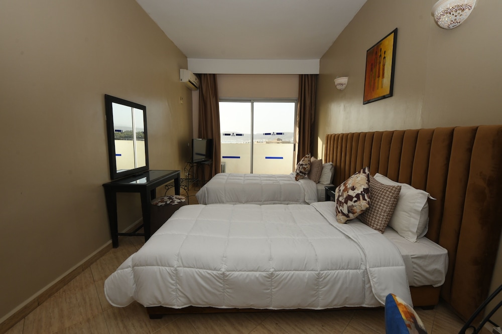 RESIDENCE AGYAD 12/50
