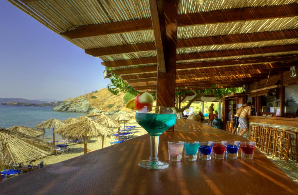 Aneroussa Beach 13/32