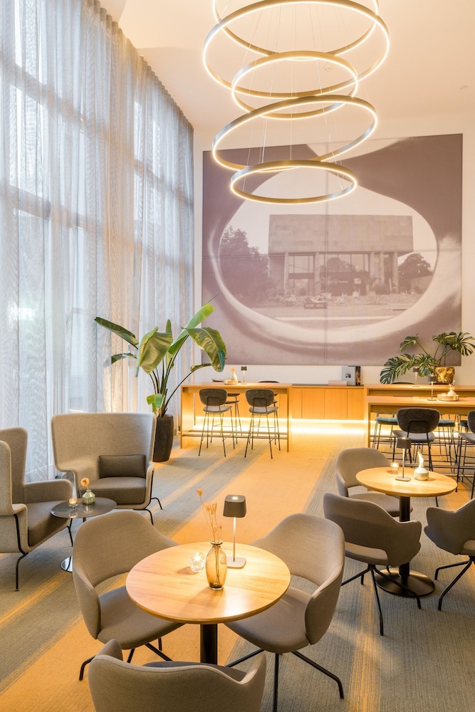 Steigenberger Hotel Bielefelder Hof 47/67