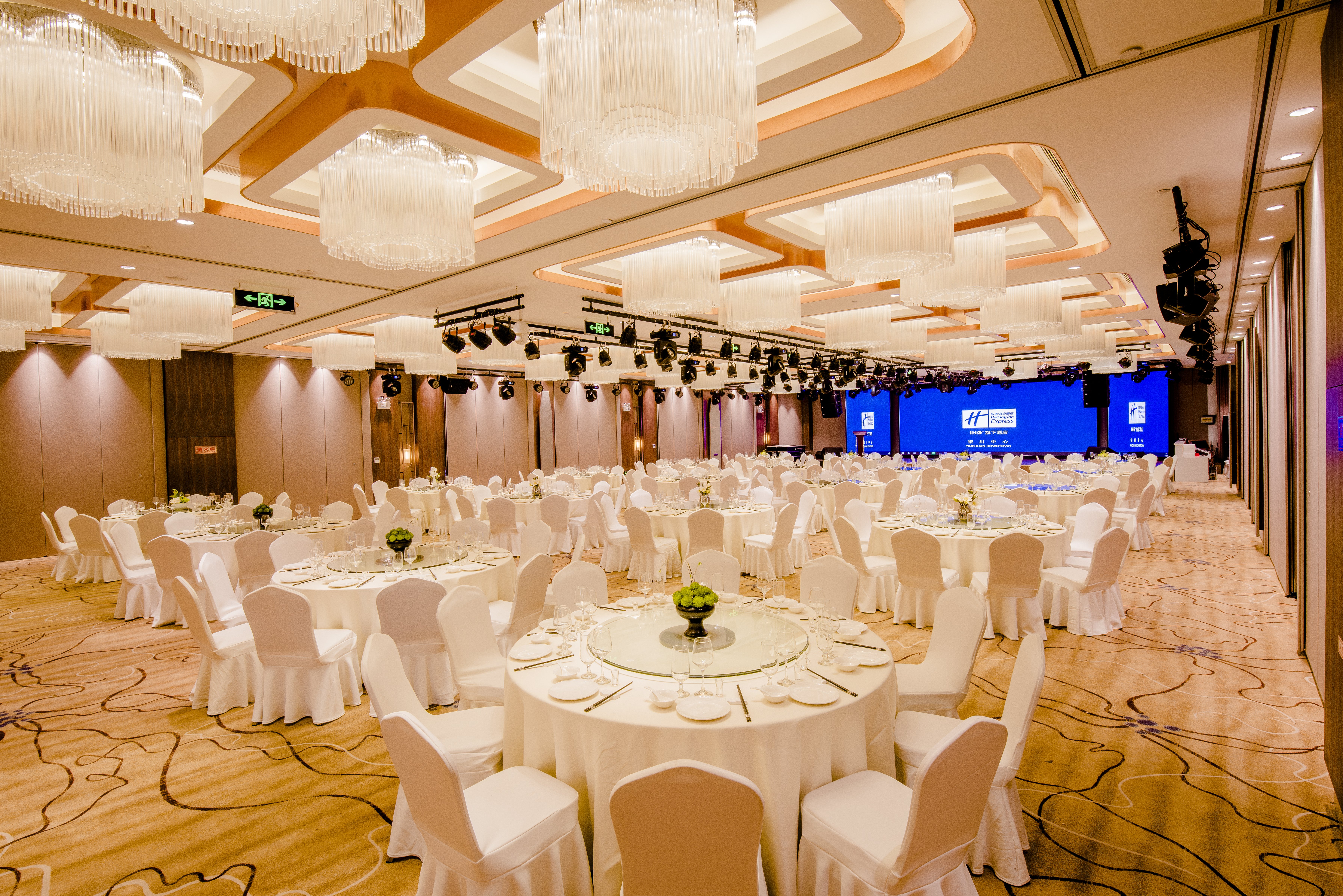 Holiday Inn Express Yinchuan Downtown 37/50