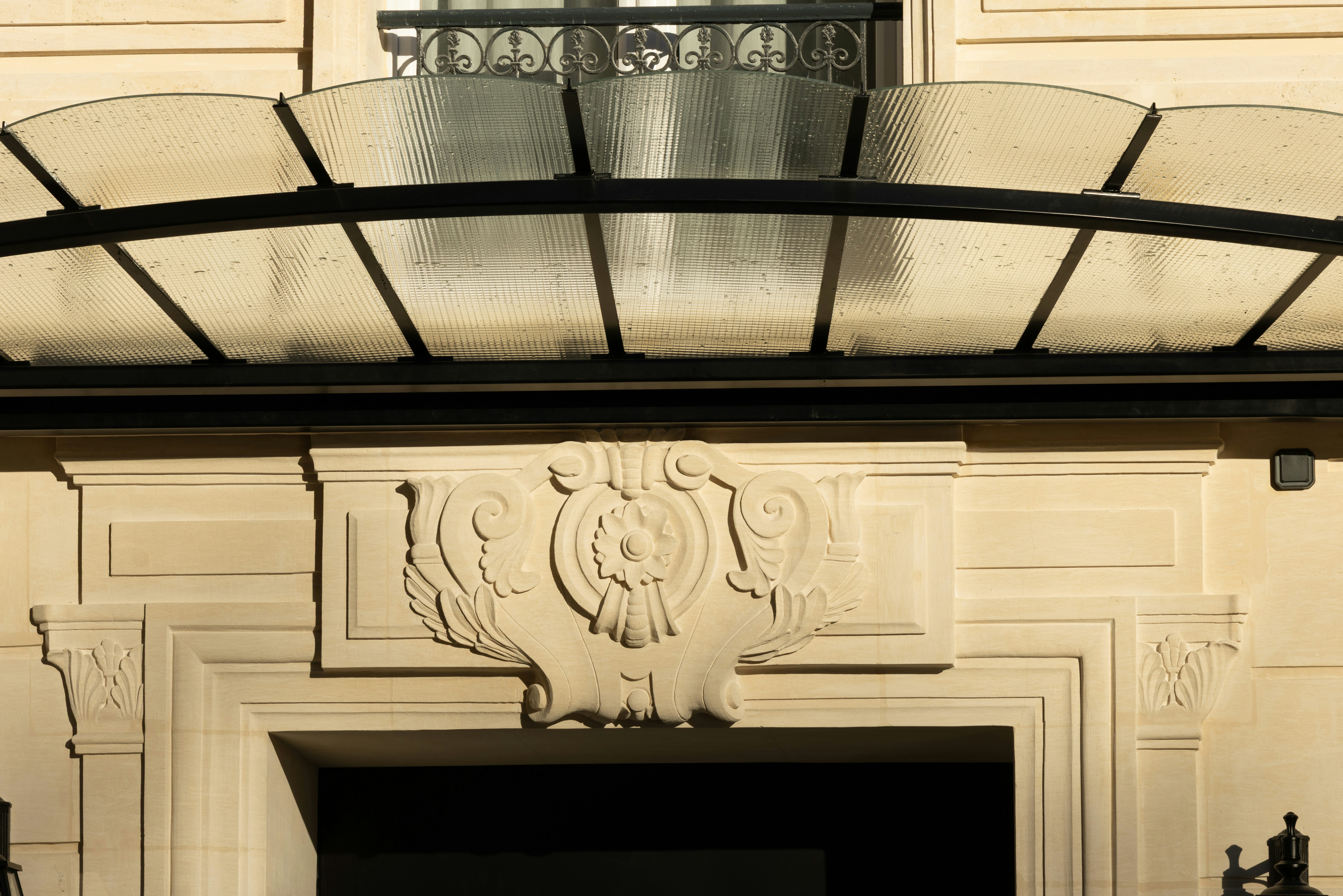 Hotel de Sevigne 7/80