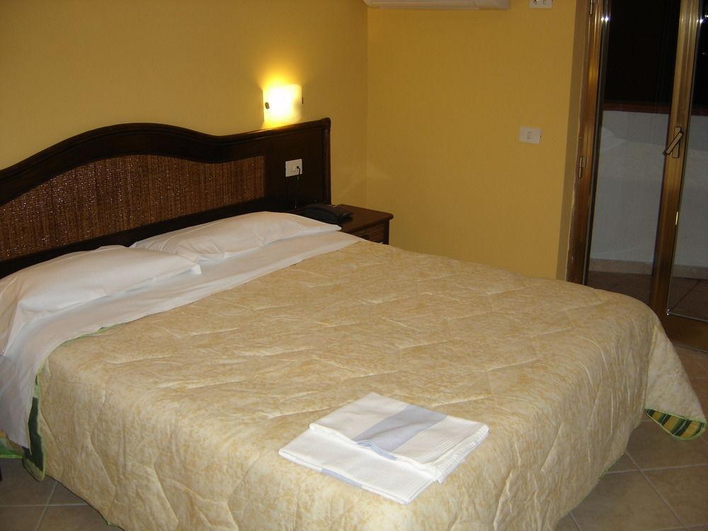 Hotel La Praia 4/17