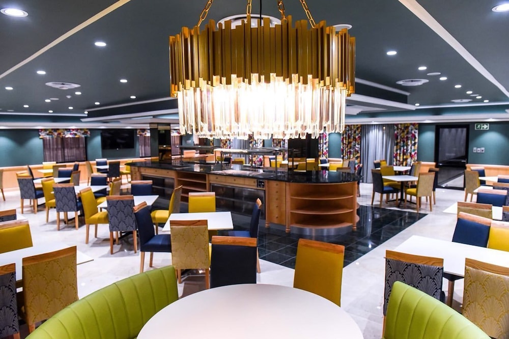 Sparkling Waters Hotel & Spa 28/50