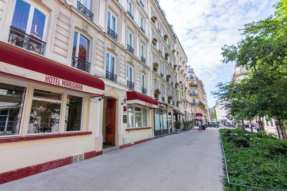 Hotel Marignan 58/67