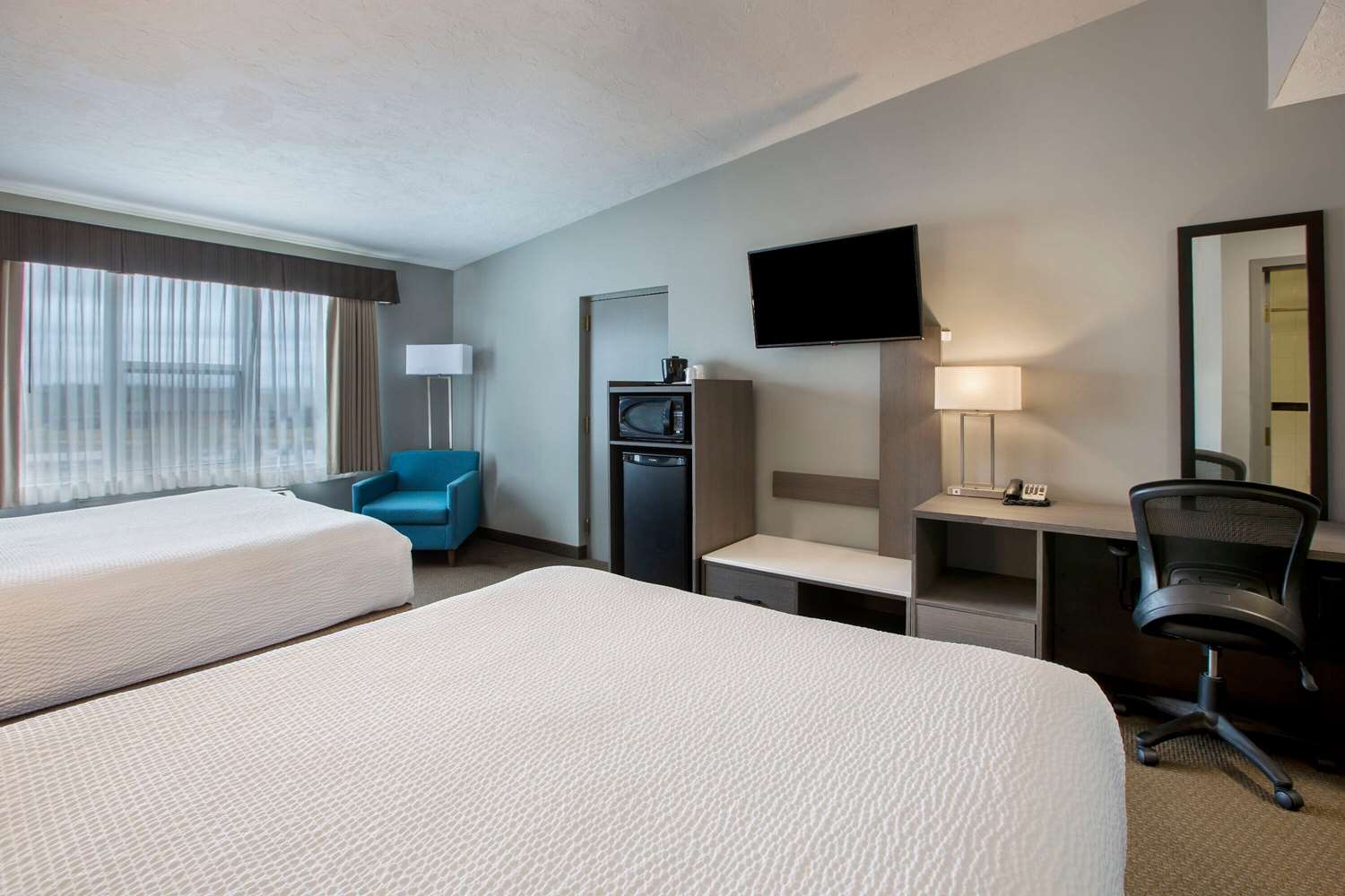 Days Inn & Suites by Wyndham Moncton 12/30