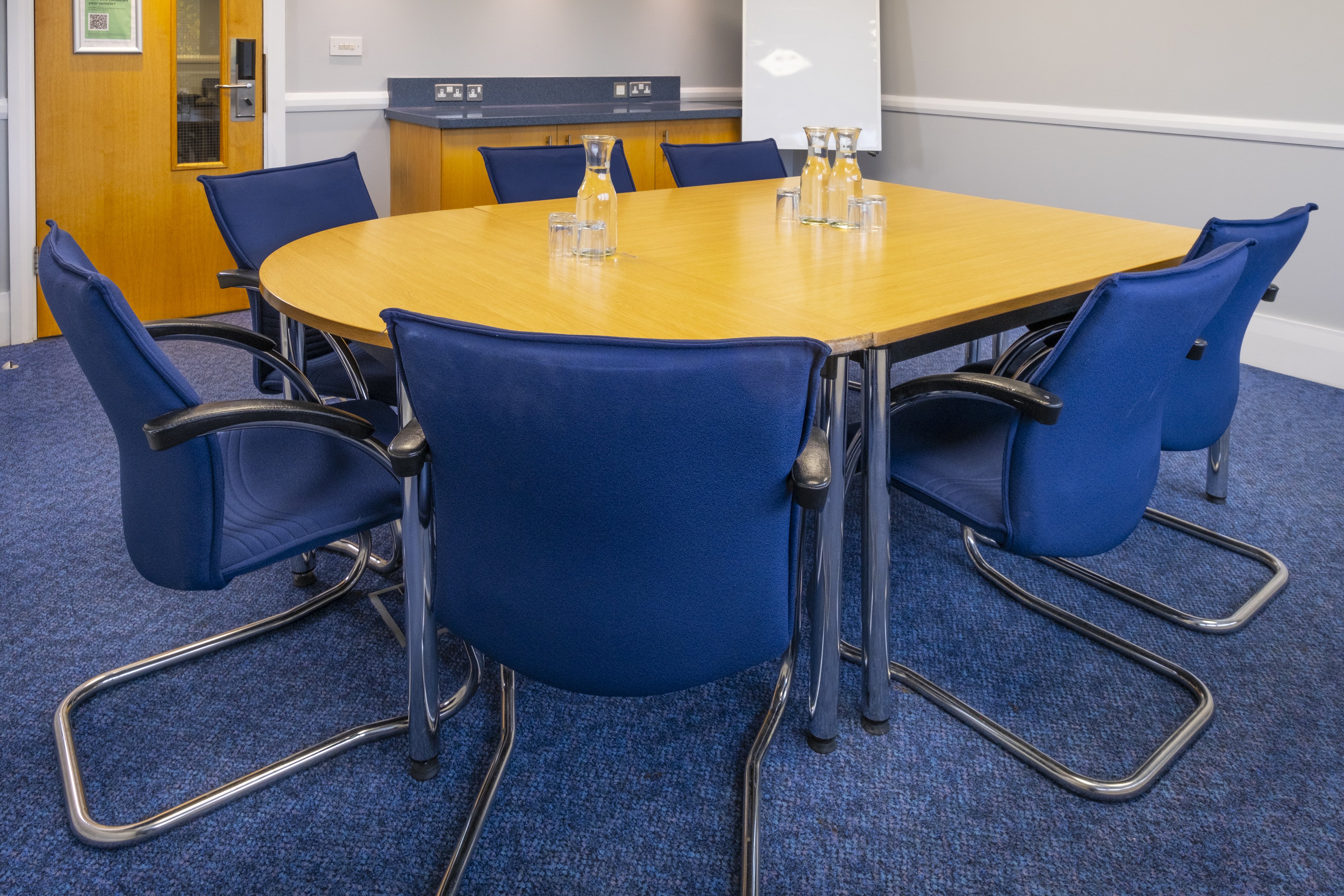 Holiday Inn Express Northampton - South, an IHG Hotel 58/64