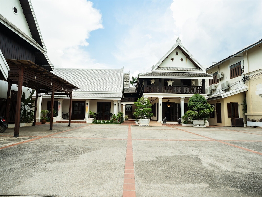 Houngvilai Hotel 40/49