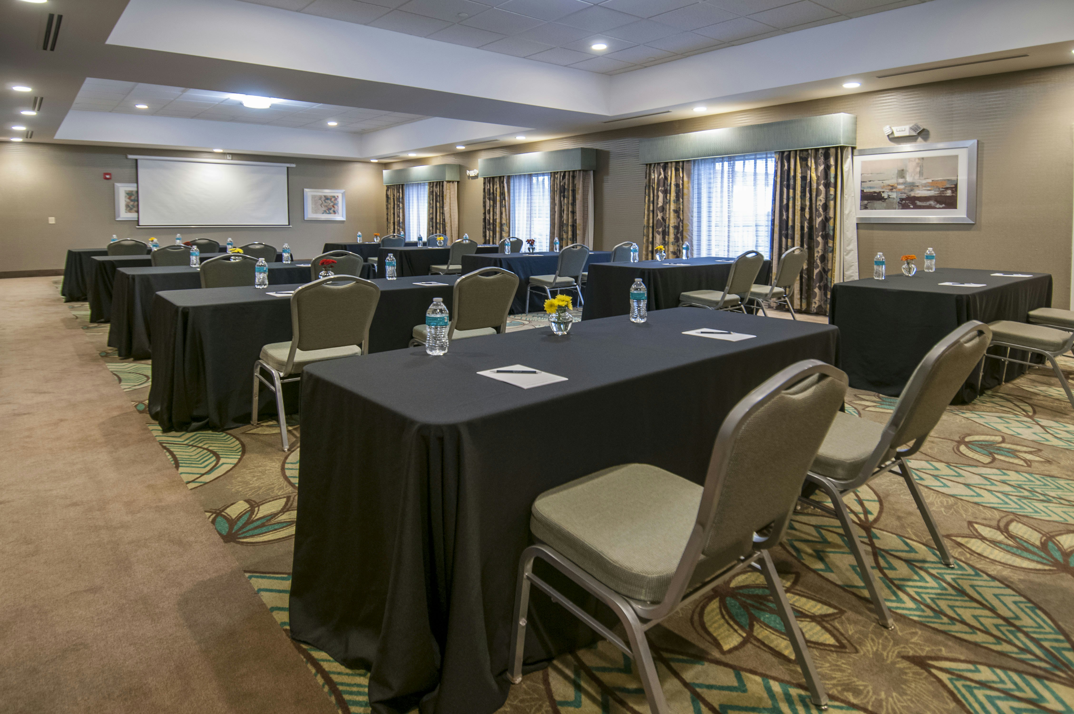 Hampton Inn Hernando Ms 50/65