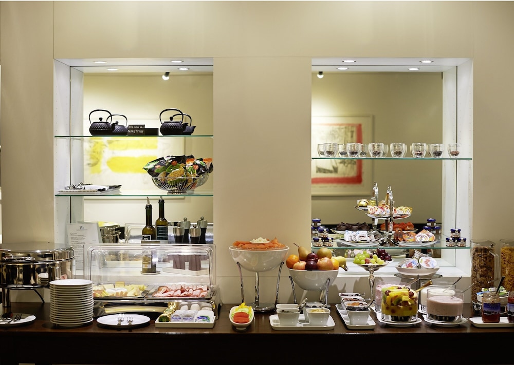 Boutique Hotel Helmhaus Zurich 40/45
