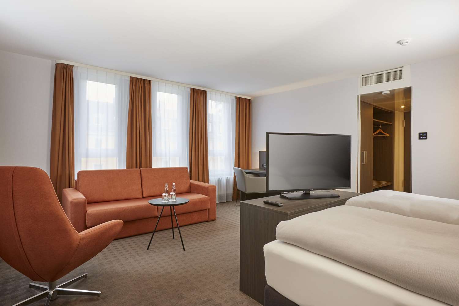 H4 Residenzschloss Bayreuth Formerly Ramada Hotel Residenzschloss 13/33