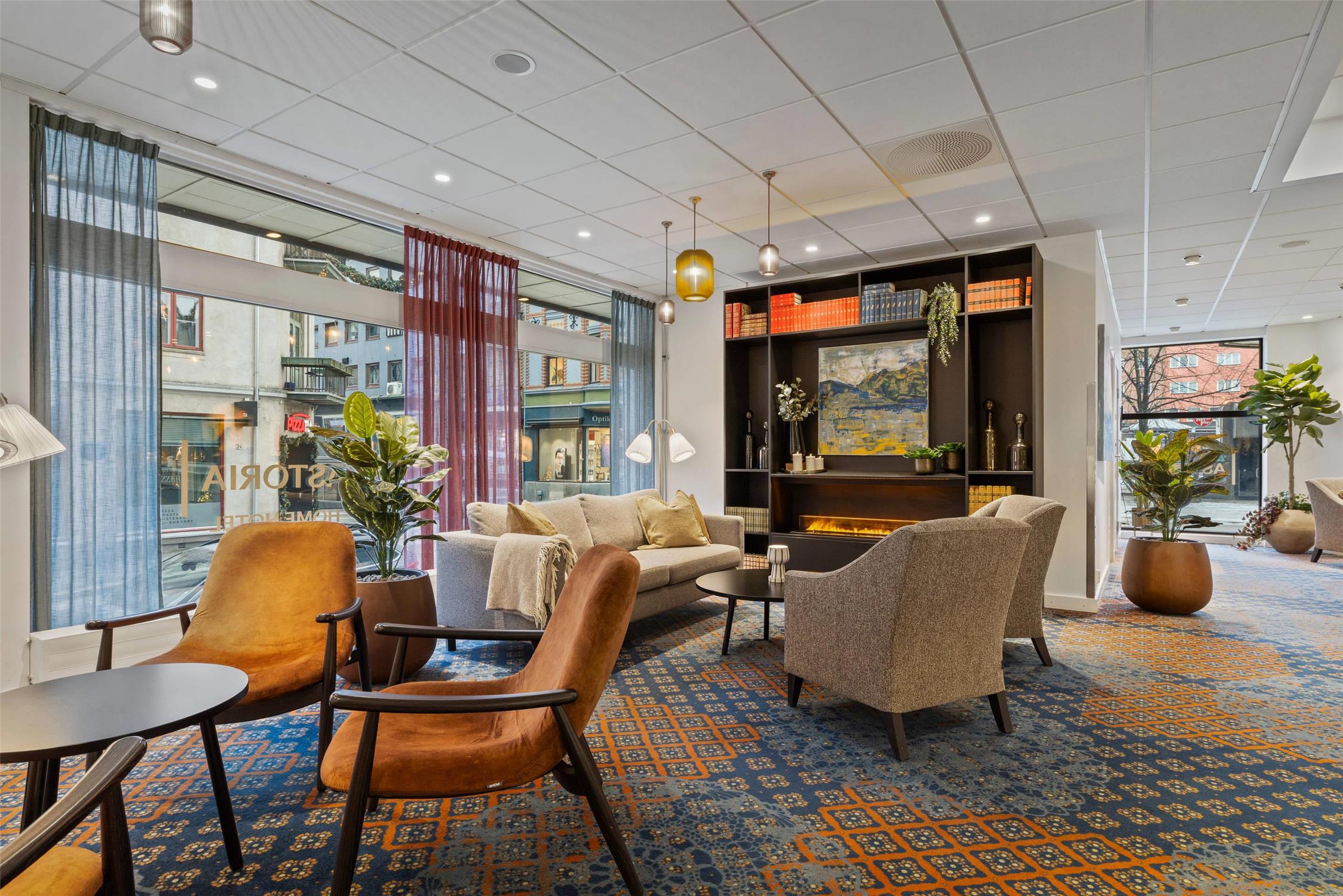 Home Hotel Astoria 10/18
