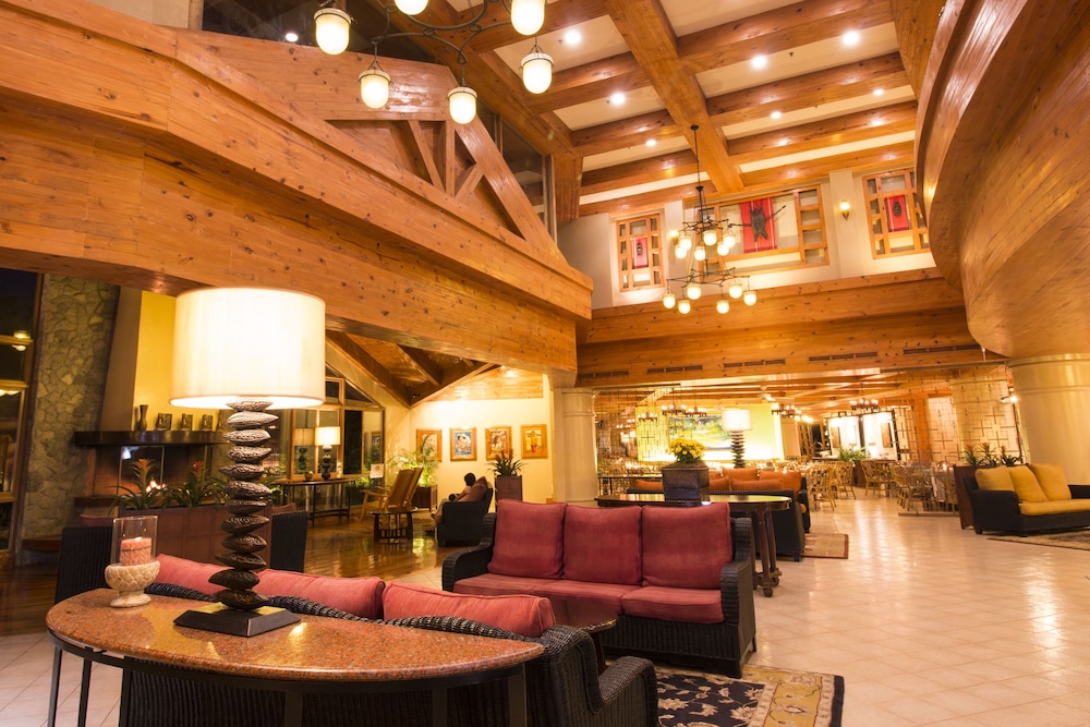 The Forest Lodge At Camp John Hay 43/75