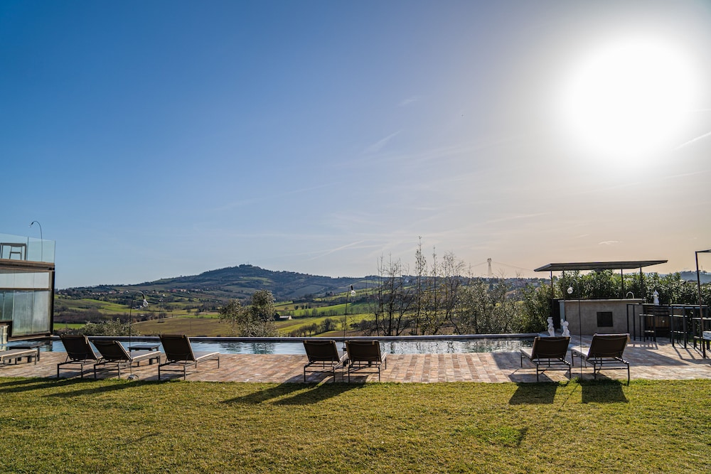 Terra Di Gradara 34/50