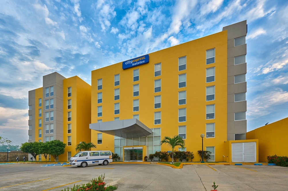 City Express by Marriott Minatitlan 6/61
