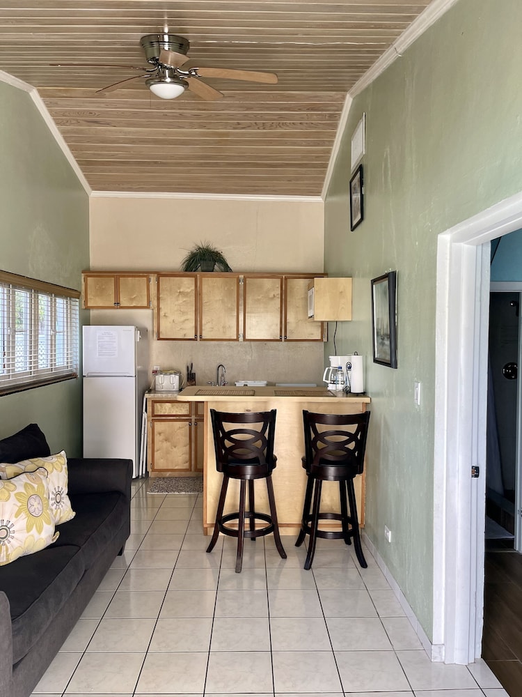 Dawsons Hideaway 34/49