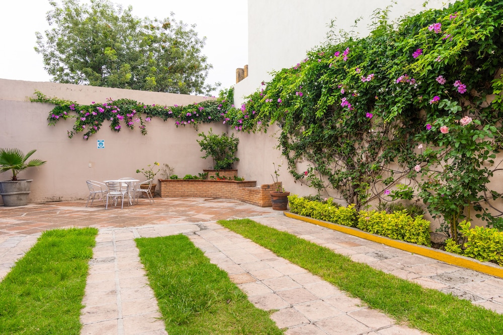 Hotel Casa Santamaria 70/78