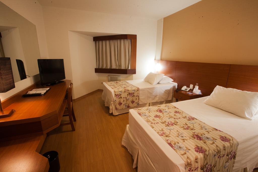 Caiua Hotel 8/23