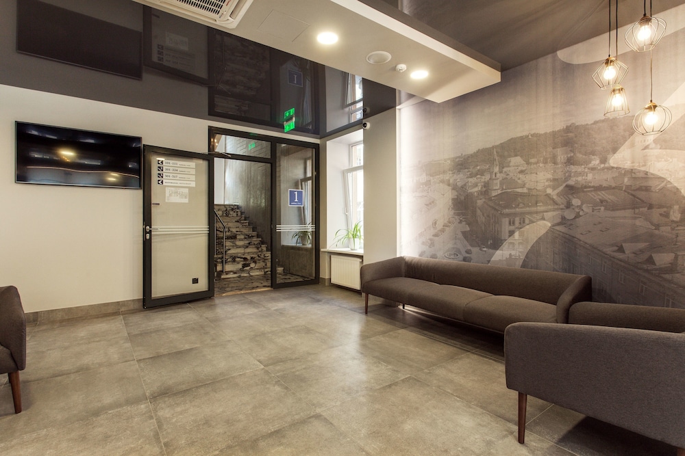 Old Town Trio Hotel 35/54