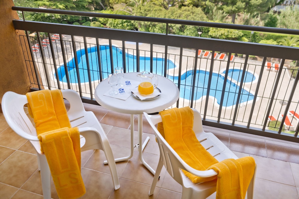 Aparthotel GHT Tossa Park 43/50