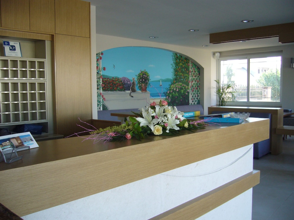 Rhodian Rose Hotel 12/58