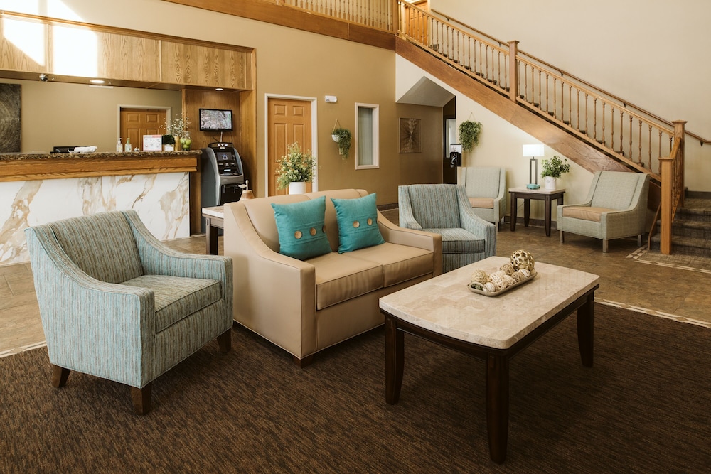 Expressway Suites Bismarck 40/65