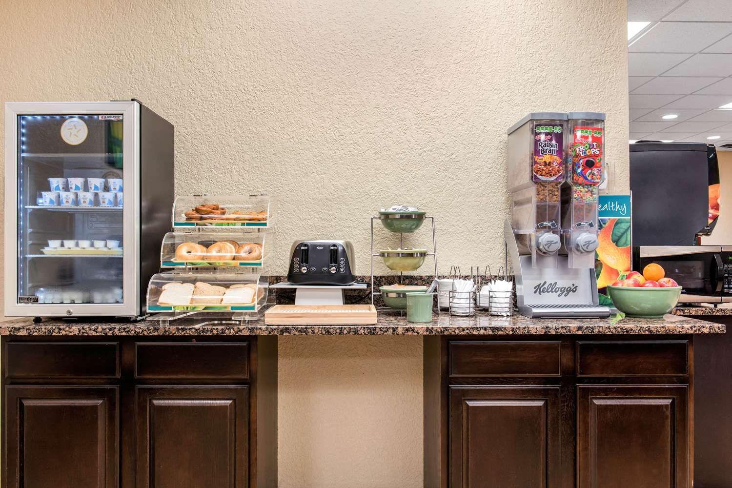 Quality Inn Huntingburg - Jasper 33/37