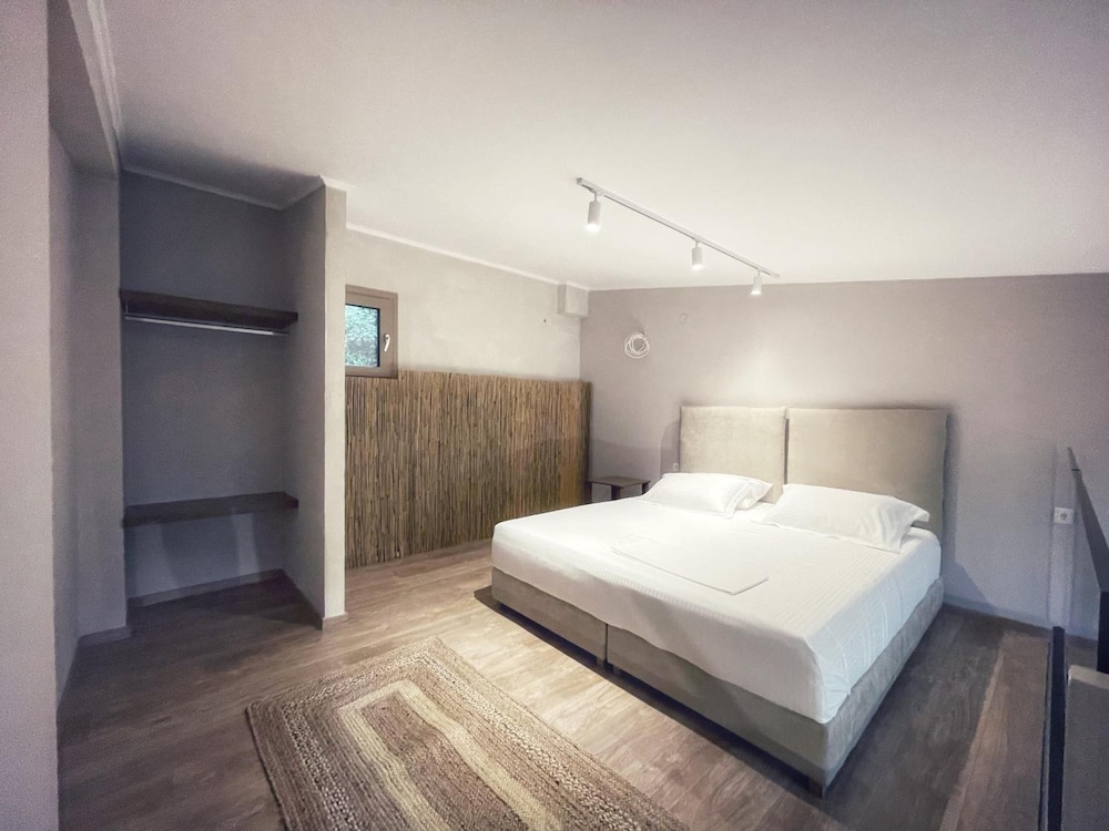 Scarabeo Hotel and Villas Parga 17/57