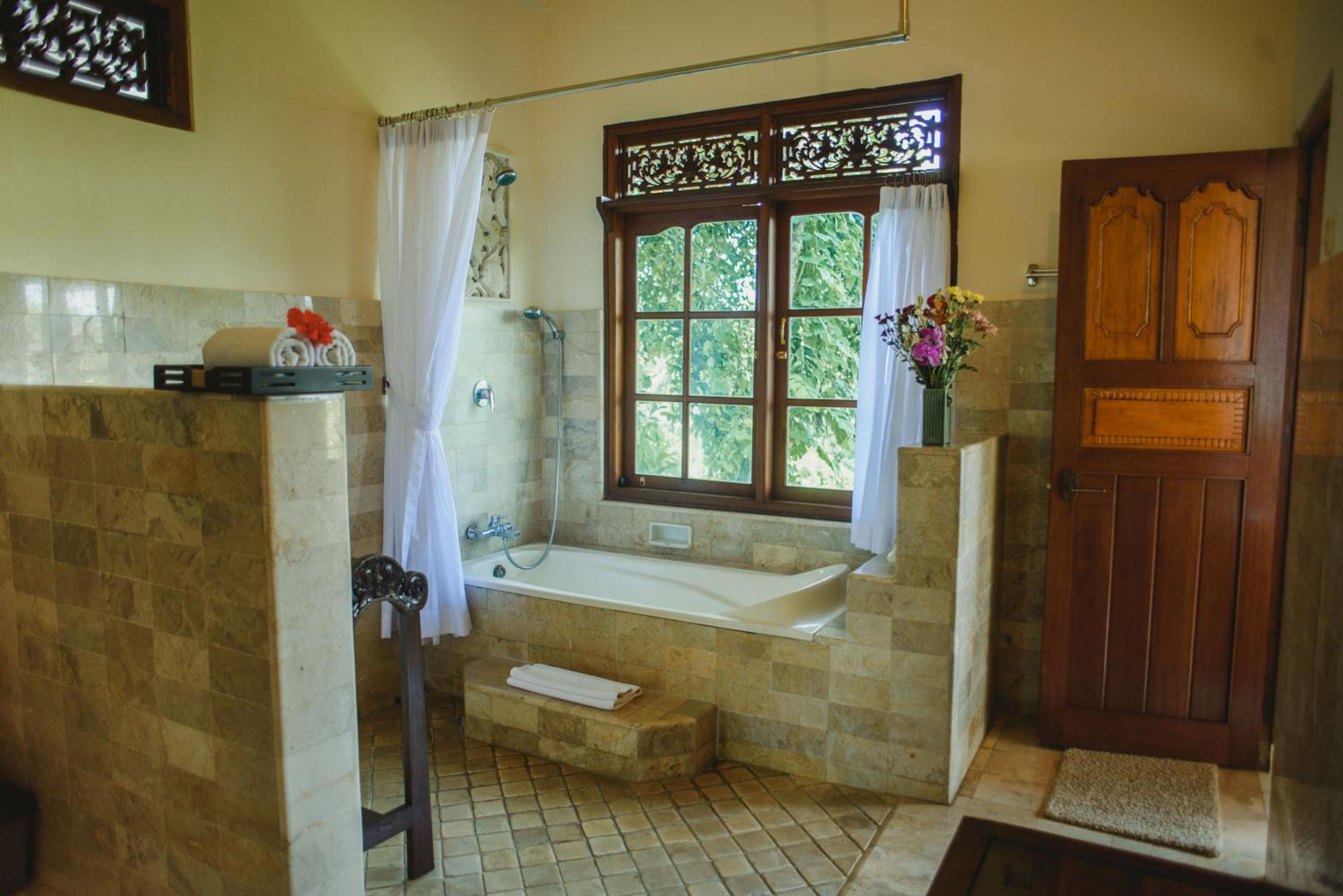 Grand, Deluxe, Valley View، ALAM INDAH 5/7