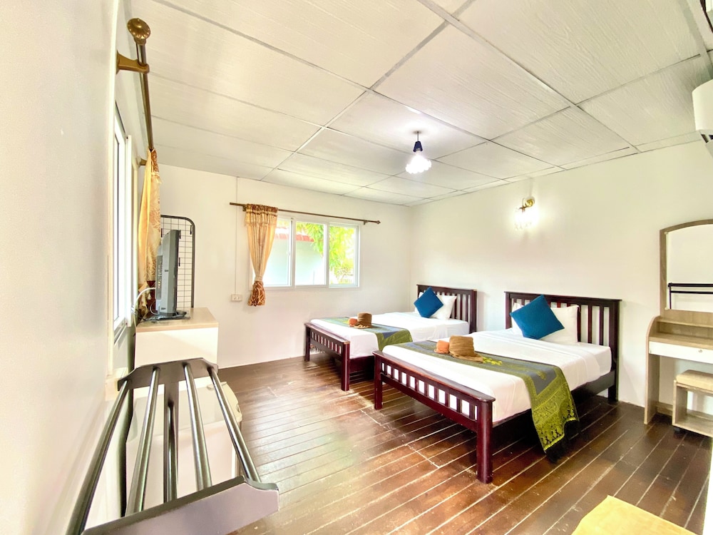 PHI PHI BA KAO BAY RESORT 24/50