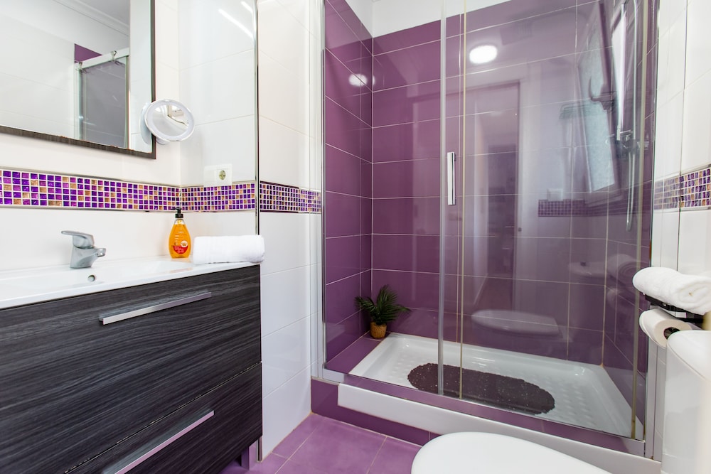 Boutique Rooms Playa Burriana 68/70