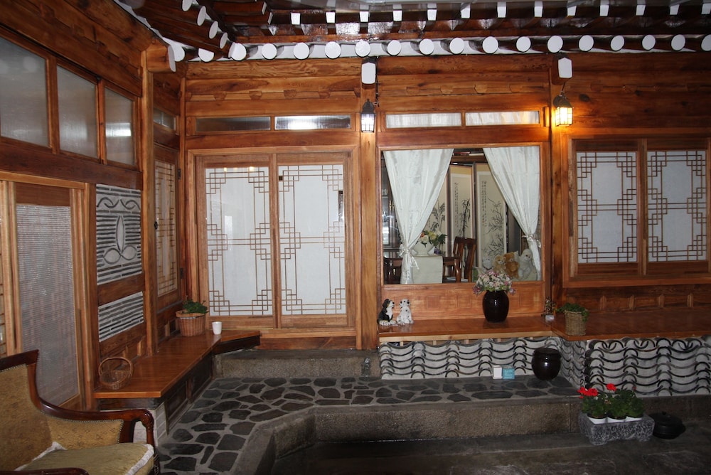 Dajayon Guest House 47/70
