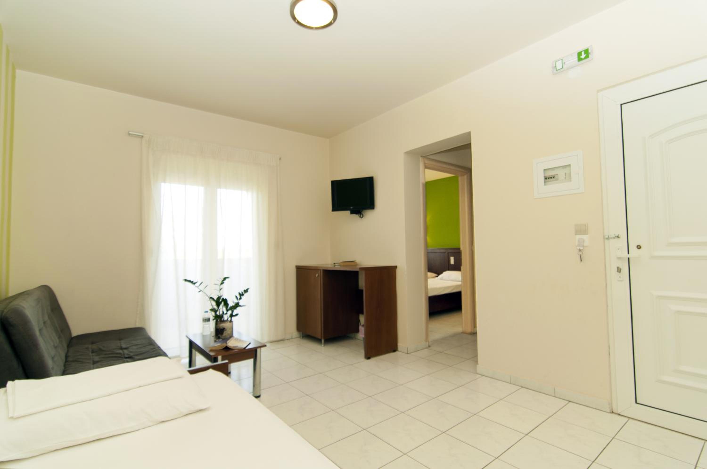 Elina Hotel Perdika 29/55