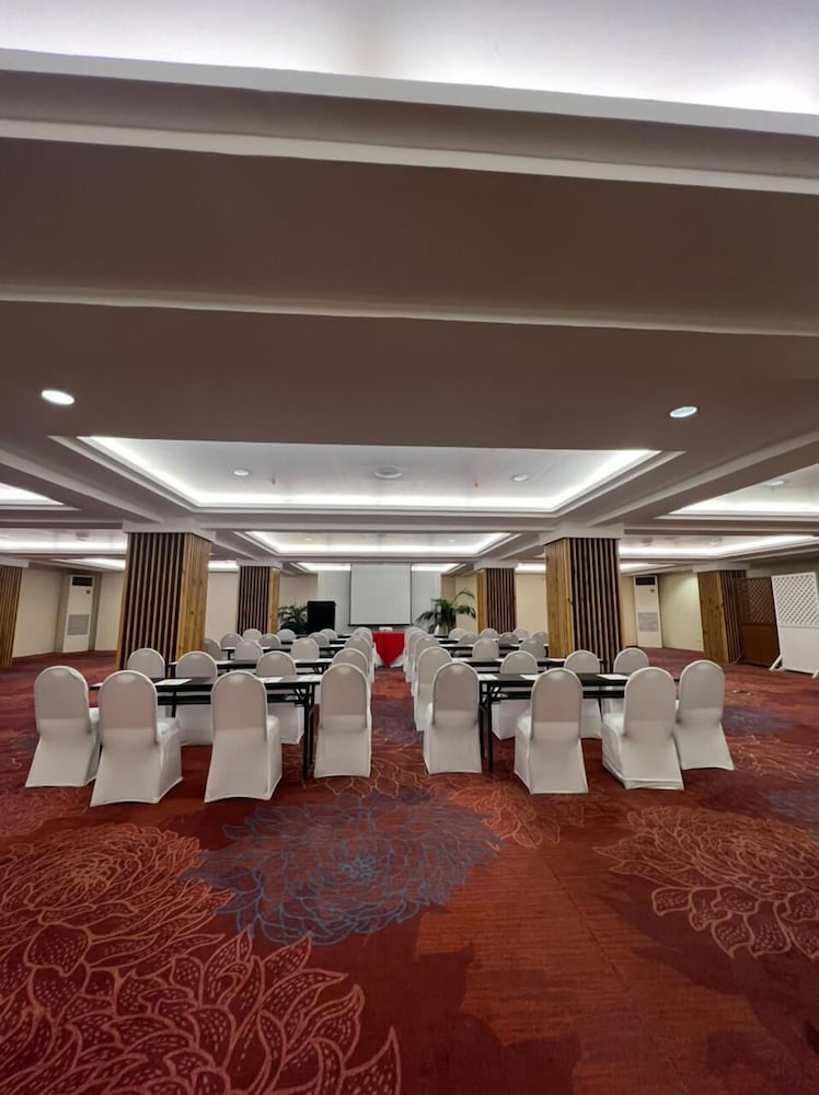 Cebu Grand Hotel 43/50