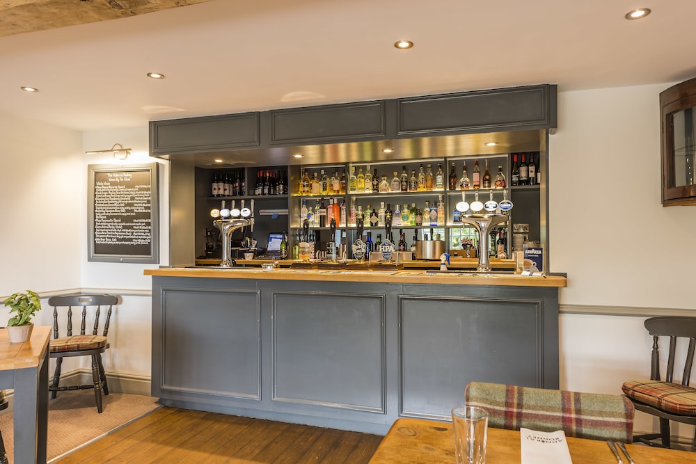 The Admiral Rodney 25/43