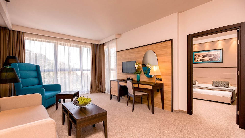Astera Hotel & Spa 53/70