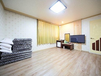 Island Motel 46/60
